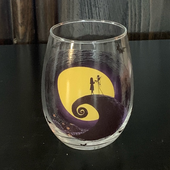 Nightmare Before Christmas Jack & Sally 20oz Tear Drop Glass - NIB - Picture 1 of 14
